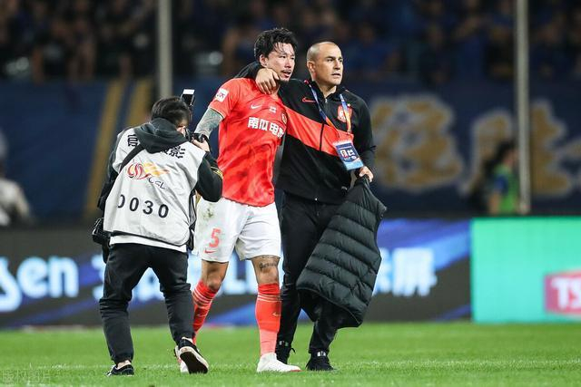 这也行？窗口期勒沃库森止住颓势广厦男篮转会期防线松动，冲刺阶段广州队备战法甲