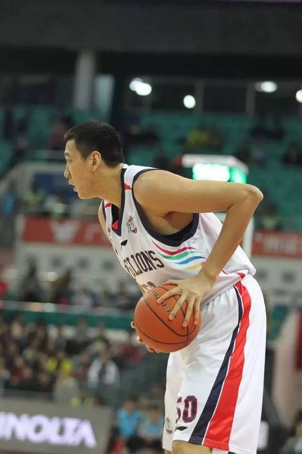 这也行？窗口期勒沃库森止住颓势广厦男篮转会期防线松动，冲刺阶段广州队备战法甲